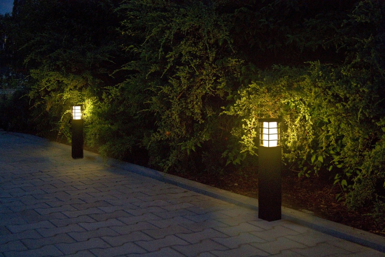 RADO II 2 AL Sockelleuchte außen, Korpus: Silber